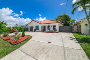 2000 28th Avenue, Fort Lauderdale, FL 33312 - MLS#B26031593