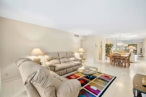 9810 Pineapple Tree Drive, Boynton Beach, FL 33436 - MLS#B26031618