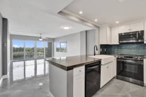 2611 Riverside Drive, Pompano Beach, FL 33062 - MLS#B26031639