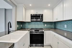 2611 Riverside Drive, Pompano Beach, FL 33062 - MLS#B26031639