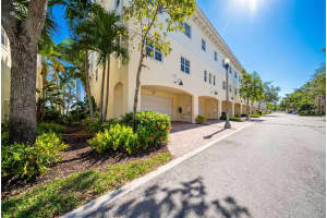261 6th Place, Pompano Beach, FL 33060 - MLS#B26031641