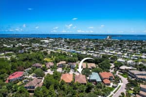 1042 Savannah Oaks Way, Jensen Beach, FL 34957 - MLS#B26031706