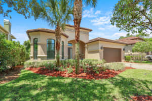 1042 Savannah Oaks Way, Jensen Beach, FL 34957 - MLS#B26031706