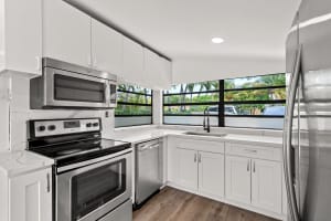 340 26th Court, Pompano Beach, FL 33064 - MLS#B26031734
