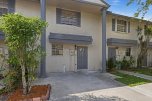 8207 Fairway Road Road, Sunrise, FL 33351 - MLS#B26031789