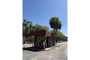 4174 Inverrary Drive, Lauderhill, FL 33319 - MLS#B26031807