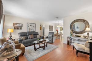 5017 NW 49th Rd, Tamarac, FL 33319, - MLS#B26031814