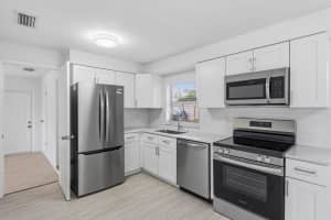 311 Essex Drive, Fort Pierce, FL 34946 - MLS#B26031869