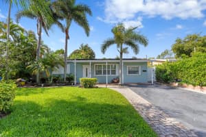 702 Bloxham Street, Lantana, FL 33462 - MLS#B26031948