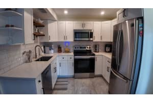 8050 Severn Drive, Boca Raton, FL 33433 - MLS#B26031953