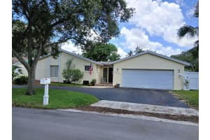 4010 Sailboat Drive, Cooper City, FL 33026 - MLS#B26031991