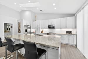 12902 Touchstone Place, Palm Beach Gardens, FL 33418 - MLS#B26032008