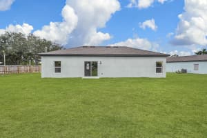 9375 103rd Avenue, Vero Beach, FL 32967 - MLS#B26032045