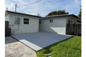 2733 NE 6th Ave, Wilton Manors, FL 33334, - MLS#B26032086