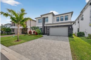 8252 Essex Country Club Drive, Boca Raton, FL 33434 - MLS#B26032091