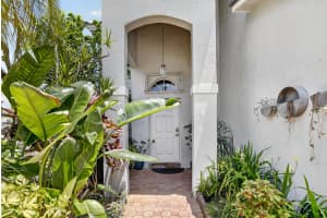 10690 2nd Circle, Pembroke Pines, FL 33026 - MLS#B26032144