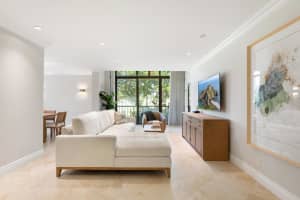 6895 Willow Wood Drive, Boca Raton, FL 33434 - MLS#B26032165