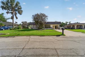 214 Ne Camelot Drive, Port St. Lucie, Fl 34983, Port Saint Lucie 214 Ne Camelot Drive, Port St. Lucie, Fl 34983, Port Saint Lucie