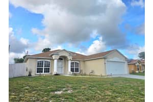 589 Fairfax Avenue, Port Saint Lucie, FL 34983 - MLS#B26032204