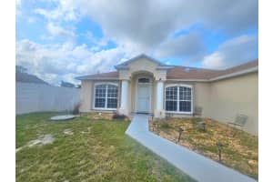 589 Fairfax Avenue, Port Saint Lucie, FL 34983 - MLS#B26032204