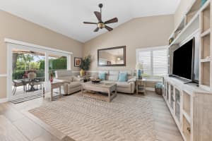 8658 Vista Greens Court, Lake Worth, FL 33467 - MLS#B26032273