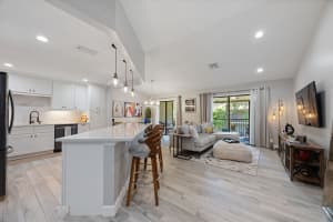 5710 Coach House Circle, Boca Raton, FL 33486 - MLS#B26032337