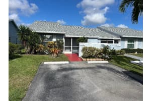 4210 Lucerne Villas Lane, Lake Worth, FL 33467 - MLS#B26032413