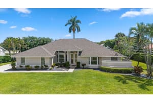 15880 Meadow Wood Drive, Wellington, FL 33414 - MLS#B26032421