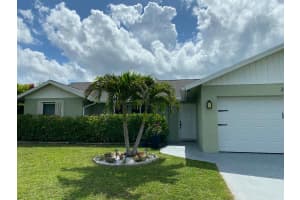 300 La Mancha Avenue, Royal Palm Beach, FL 33411 - MLS#B26032439