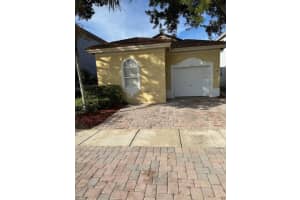 1056 Ne 39th Avenue, Homestead, Fl 33033, Homestead