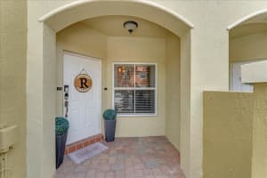 128 Lake Monterey Circle, Boynton Beach, FL 33426 - MLS#B26032452
