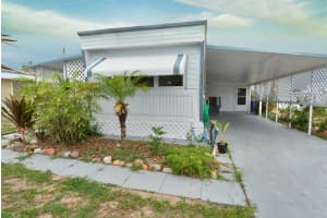 8400 Eagle Avenue, Hobe Sound, FL 33455 - MLS#B26032462