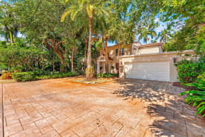 829 Coconut Drive, Fort Lauderdale, FL 33315 - MLS#B26032464