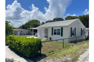 915 33rd Street, West Palm Beach, FL 33407 Sold 06/03/26