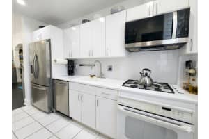 900 16th Street, Miami Beach, FL 33139 - MLS#B26032499