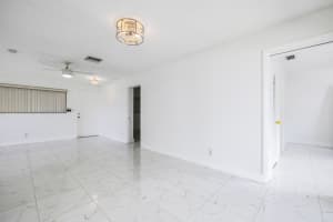 941 Crystal Lake Drive, Deerfield Beach, FL 33064 - MLS#B26032581