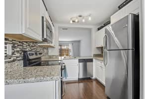 307 Palm Circle, Pembroke Pines, FL 33025 - MLS#B26032588