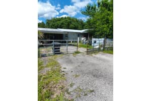 6725 8th Lane, Okeechobee, FL 34974 - MLS#B26032600