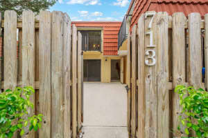 713 99th Circle, Plantation, FL 33324 - MLS#B26032660