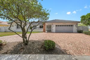 5791 Hawkes Bluff Avenue, Davie, FL 33331 - MLS#B26032694