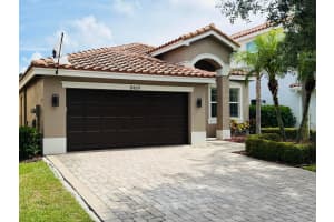 8469 Calabria Lakes Drive, Boynton Beach, FL 33473 - MLS#B26032699