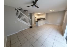 933 42nd Avenue, Homestead, FL 33033 - MLS#B26032728