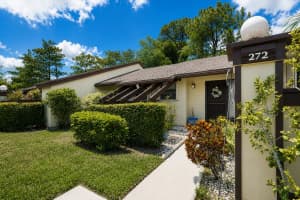 272 Beaver Dam Court, Royal Palm Beach, FL 33411 - MLS#B26032775