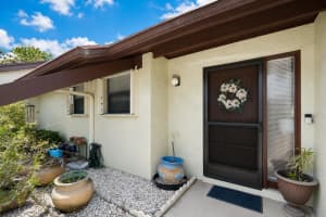 272 Beaver Dam Court, Royal Palm Beach, FL 33411 - MLS#B26032775
