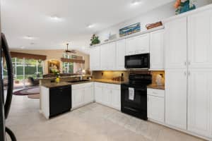 5185 Glenville Drive, Boynton Beach, FL 33437 - MLS#B26032802
