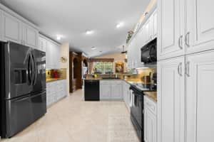 5185 Glenville Drive, Boynton Beach, FL 33437 - MLS#B26032802