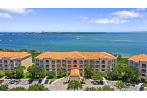 26 Harbour Isle Drive, Fort Pierce, FL 34949 - MLS#B26032882