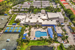 9589 Shadybrook Drive, Boynton Beach, FL 33437 - MLS#B26032914