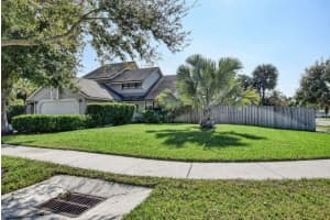 4140 Woods End Road, Boca Raton, FL 33487 - MLS#B26032944