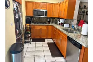 10501 35th Place, Miami, FL 33147 - MLS#B26033077